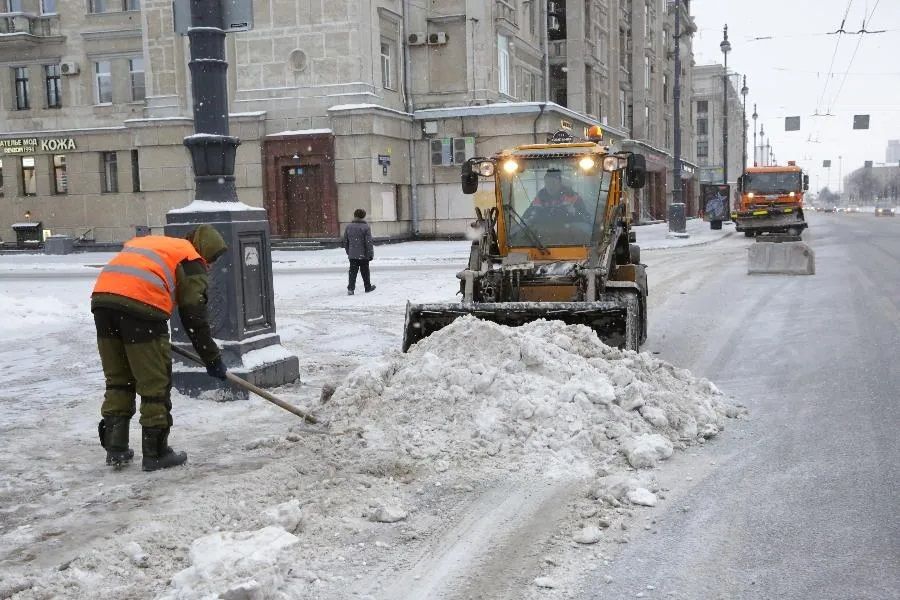 40 административных дел завели в Петербурге за плохую уборку снега | ФОТО пресс-службы Смольного