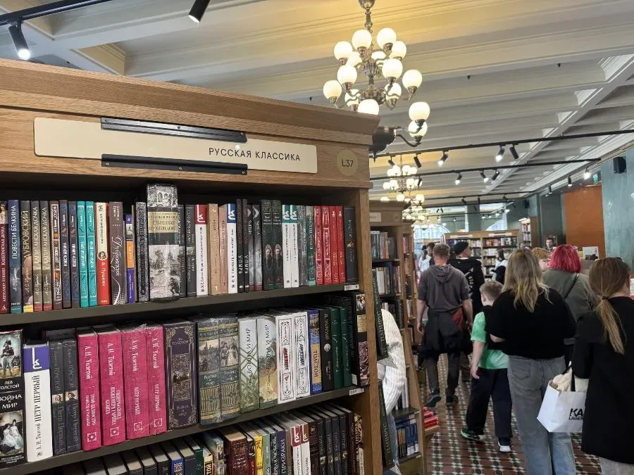 Дом книги рекомендует | ФОТО Александры ЦУКАНОВОЙ 
