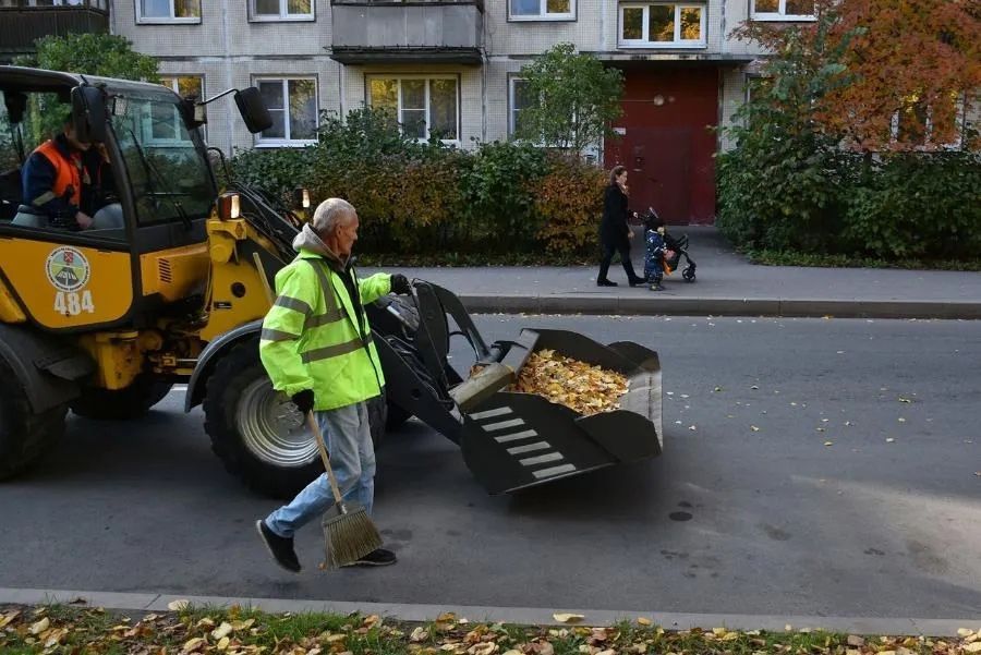 В Петербурге резко вырос спрос на работников ЖКХ | ФОТО пресс-службы Смольного