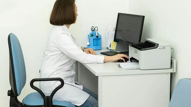 Клиники переходят на цифру: платные услуги теперь можно оформлять удалённо