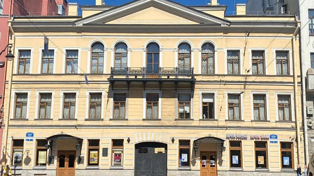 В Доме журналиста открылась фотовыставка Саввы Приходько о Петербурге