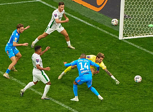 Глушенков возглавил бомбардирскую гонку РПЛ, а «Зенит» одолел «Ахмат»