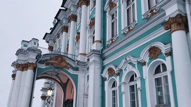 Посетителям Эрмитажа представили редкие литографии и гравюры XX века