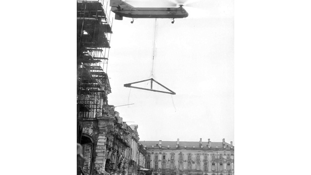 «Летающий вагон» над Комендантским: история вертолета Як-24