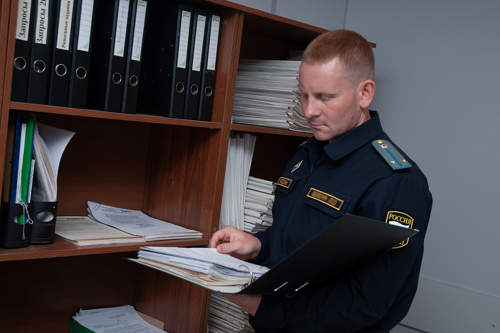 В пользу уволенного за прогул петербуржа взыскано 1,5 миллиона рублей  | ФОТО предоставлено пресс-службой ГУФССП России по г. Санкт-Петербургу