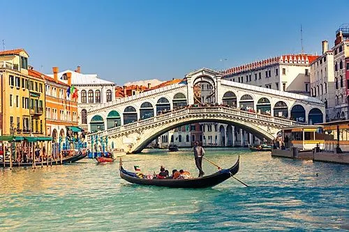 Симфонические анекдоты и наоборот | ФОТО S.Borisov/Shutterstock