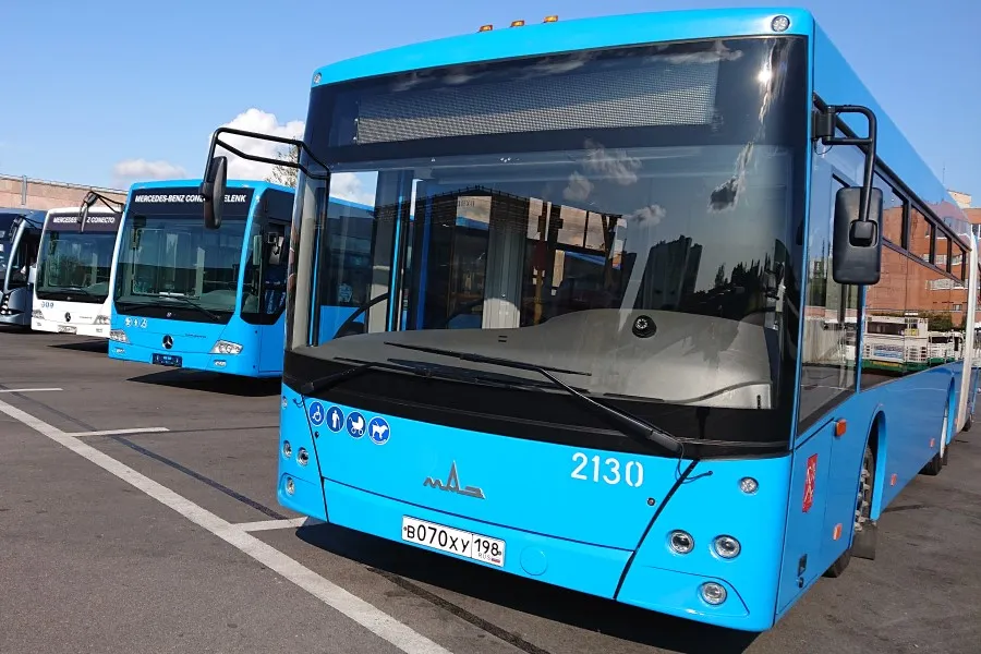В Петербурге выбрали автобусных перевозчиков до 2028 года | ФОТО пресс-службы Смольного
