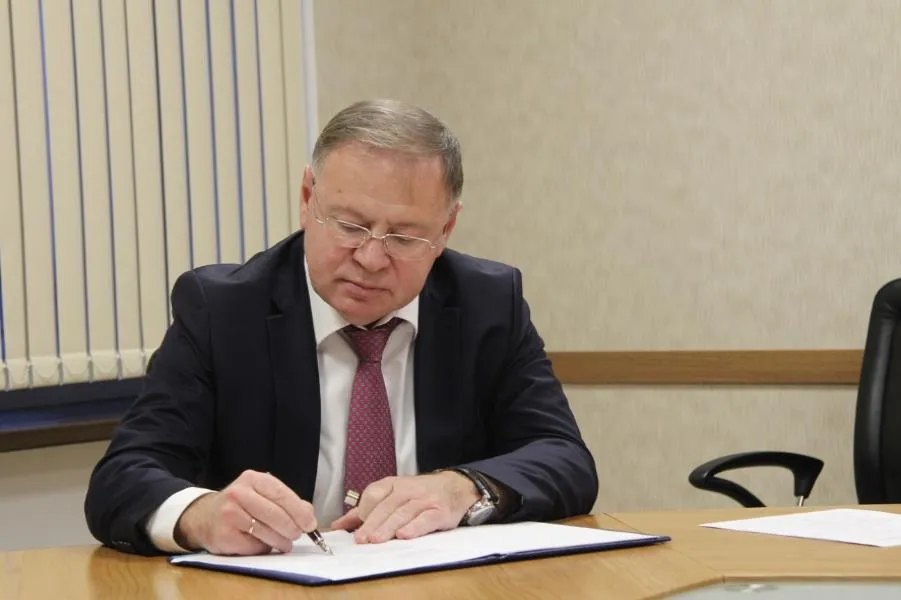 Подписано соглашение между СЗРЦ Концерна ВКО «Алмаз-Антей» и  Республикой Саха | ФОТО предоставлено пресс-службой СЗРЦ Концерна ВКО «Алмаз-Антей»