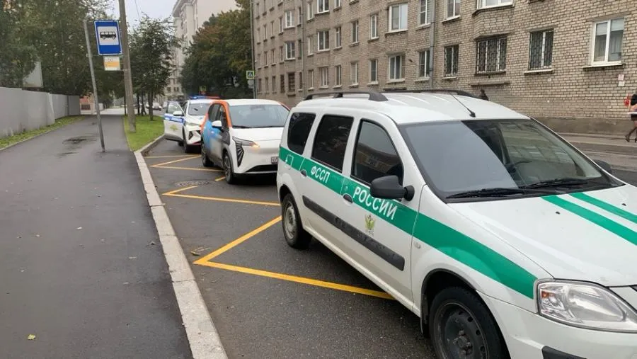 Петербуржец, снимающий дорогостоящее жилье, получил наказание за неуплату алиментов | ФОТО предоставлено пресс-службой ГУФССП России по г. Санкт-Петербургу