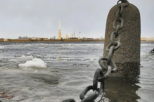 Ледоход на Неве отменяется | ФОТО Александра ДРОЗДОВА