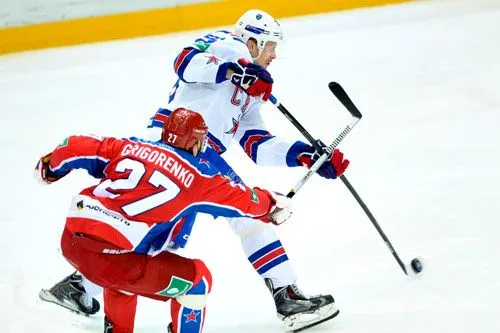Работяги вышли из тени | Фото hc-ska.ru