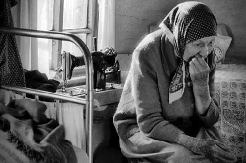 Одиночество пожилых людей. Выбор или равнодушие?  | ФОТО автора 
