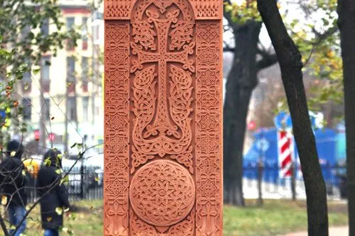 Каменный привет Армении |  ФОТО Александра ДРОЗДОВА