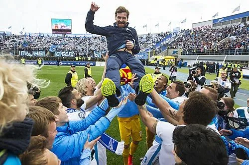 Чемпионские истории «сине-бело-голубых» | Источник: fc-zenit.ru