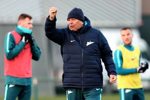 До 100 лет в «Зените» | ФОТО www.fc-zenit
