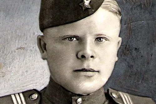 Уничтожил лично | Январь 1945 года. Разведчику Николаю Макарову 18 лет.
