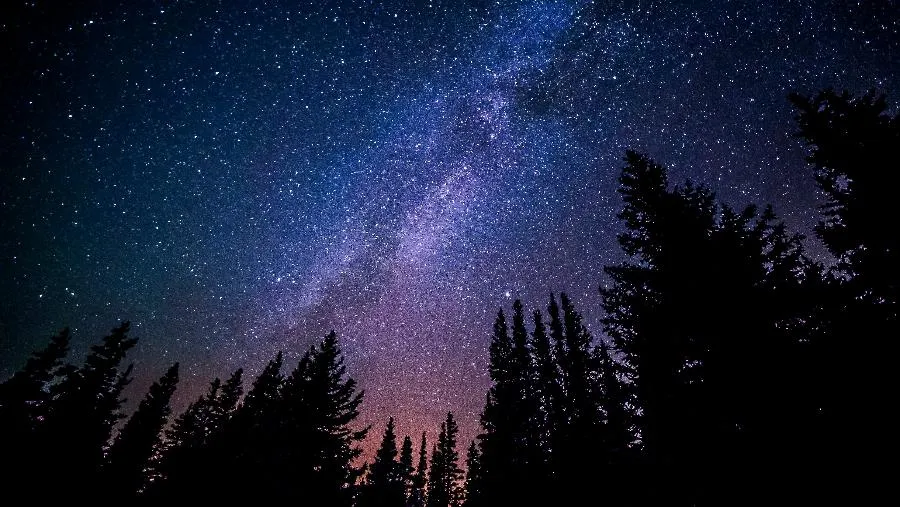 Каким будет звездный календарь на октябрь нынешнего года? | ФОТО Ryan Hutton on Unsplash