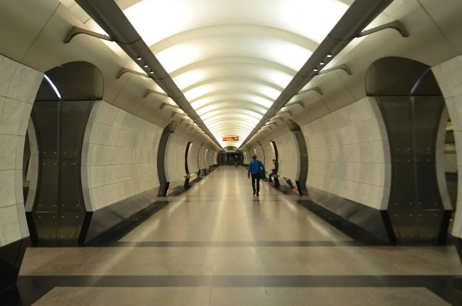 В Москве запустят пять новых станций метро на Рублёво-Архангельской линии | ФОТО Juan Camilo Guarin P on Unsplash