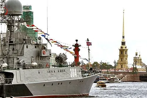 Источник: «Убийца авианосцев» примет участие в параде ВМФ в Петербурге | 