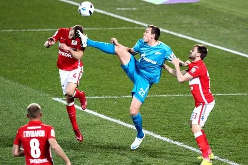 «Зенит» с переворотом | ФОТО ФК-Зенит